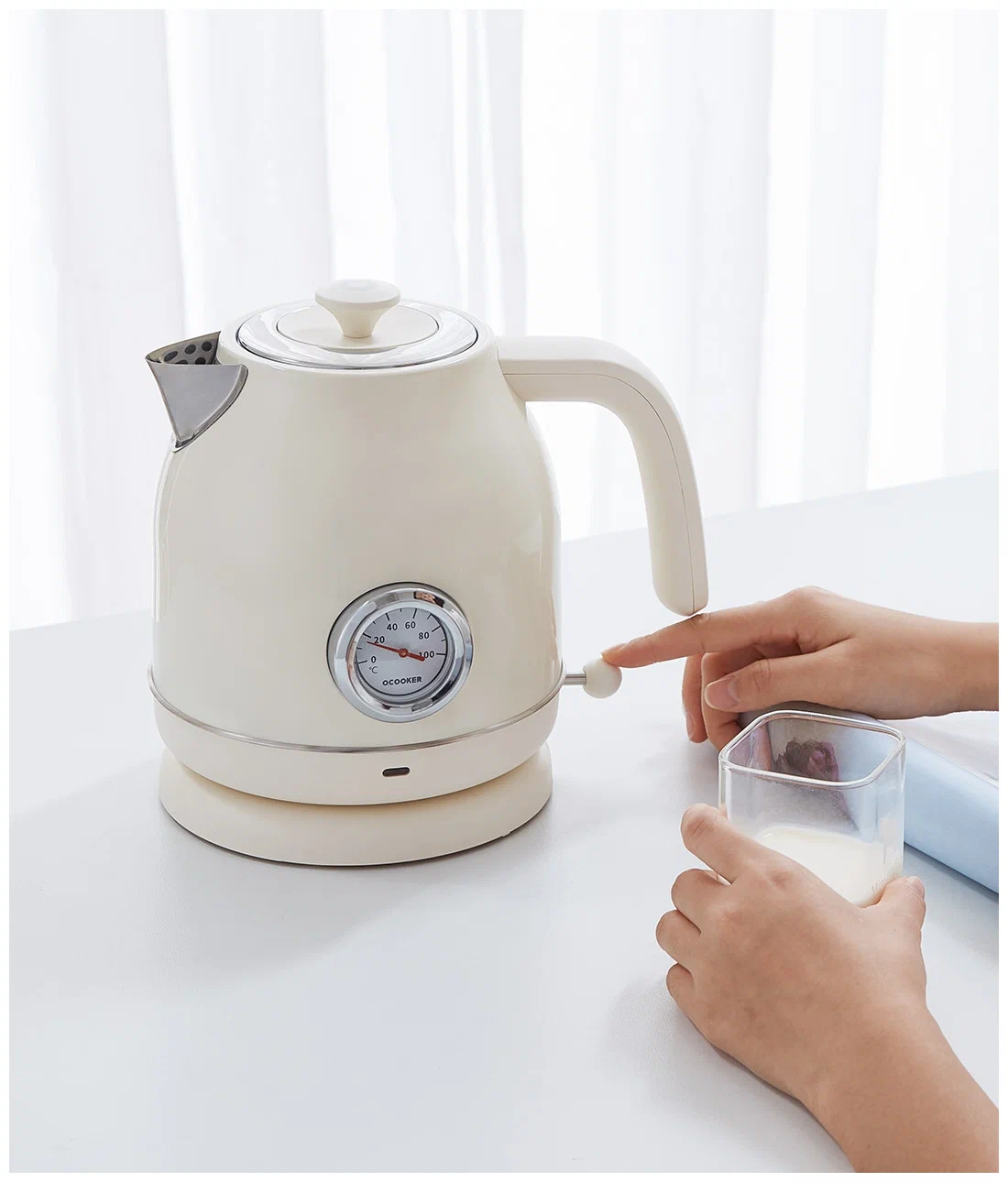 Чайник Xiaomi Qcooker Kettle (с датчиком температуры), beige в Челябинске купить по недорогим ценам с доставкой