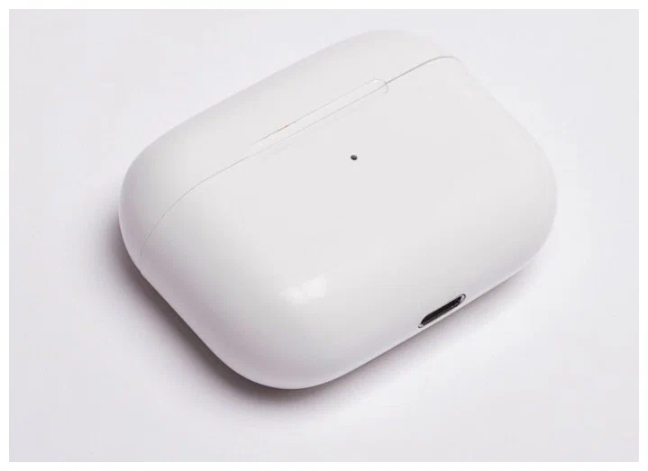 Зарядный кейс Apple AirPods Pro 2 в Челябинске купить по недорогим ценам с доставкой