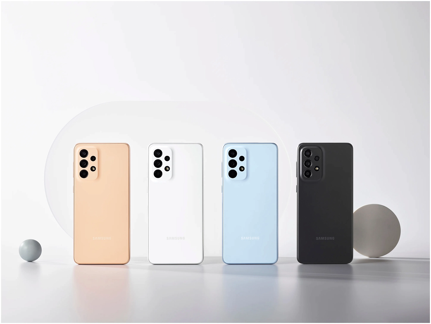 Samsung A73 5G - Устойчивость в каждой капле